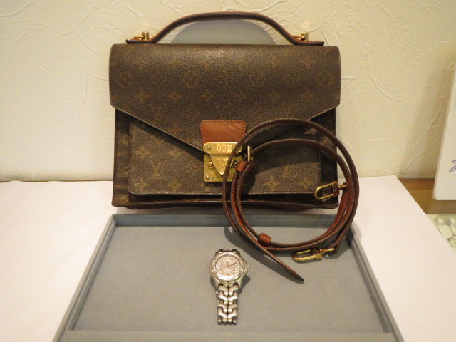 ＬＯＵＩＳ　ＶＵＩＴＴＯＮ　モノグラム　モンソー　タグホイヤーＷＧ１１１３ー０プロ２００