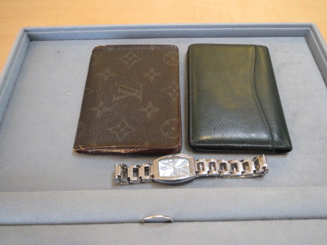 ルイヴィトン　モノグラム　カード入れ　ルイヴィトン　タイガ　札入れ　ピンキー＆ダイアン　時計