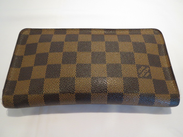 ルイヴィトン　ダミエサイフ　ポルトモネジップ