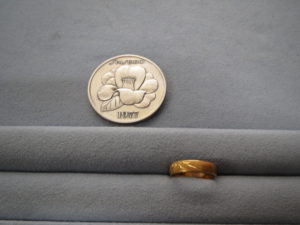 K18地金リング　シルバーメダル